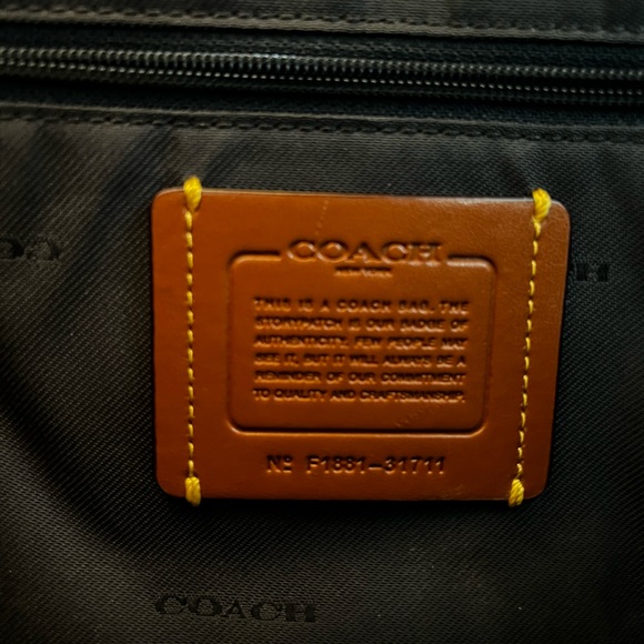 Blue flower coach crossbody purse - Picture 5 of 9